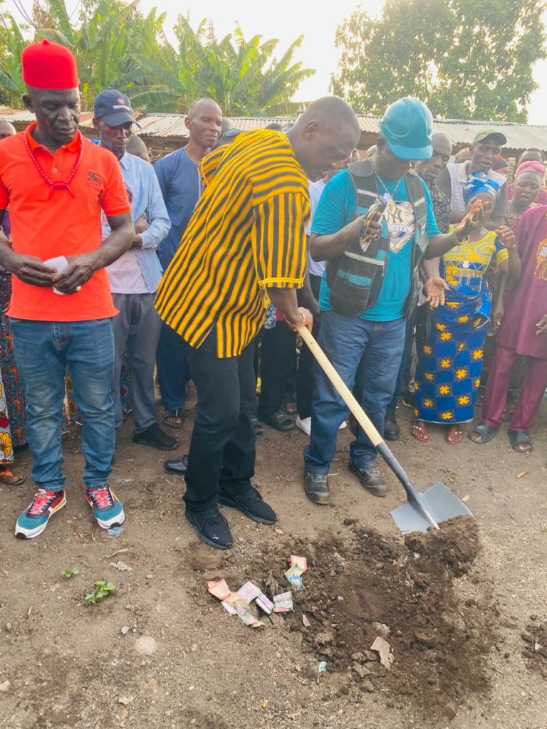 Lofa County Senator Momo Cyrus Breaks Ground for US$150k Market Project 