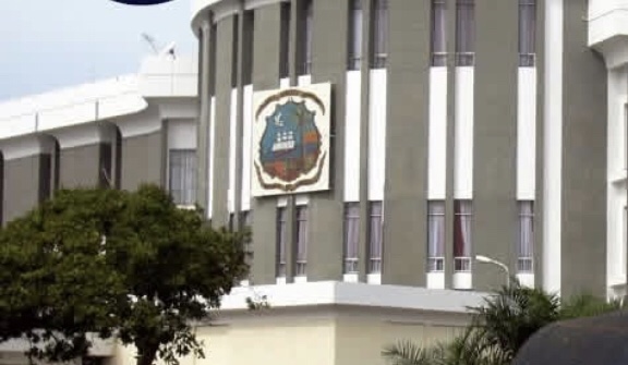House Seeks 5% Cap on County Council Pay