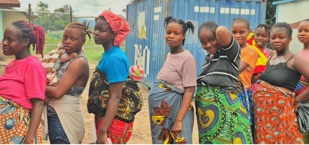 Pregnant Women Defy Distance For Critical Vaccines